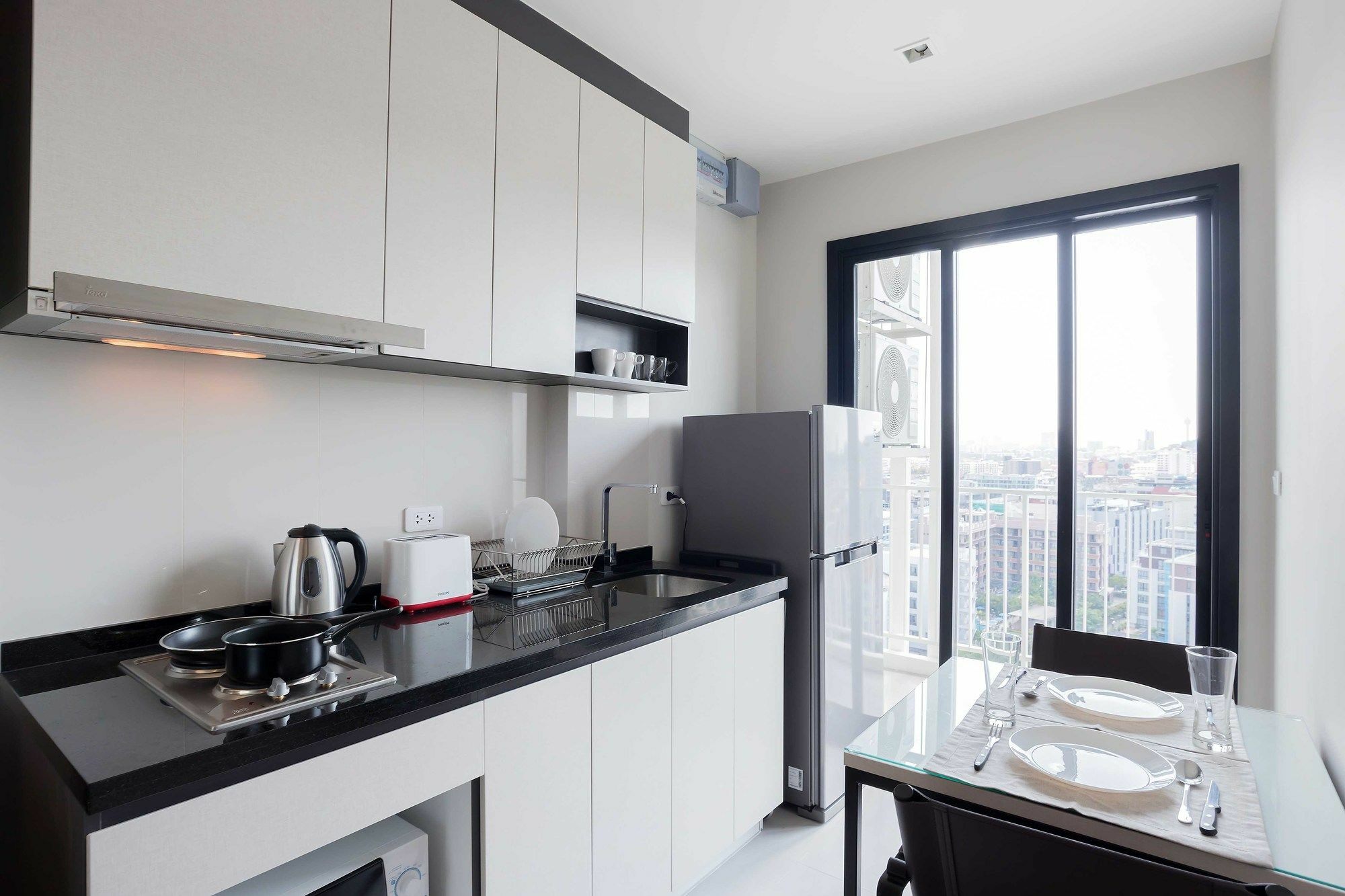 Favstay - The Base Central Pattaya Εξωτερικό φωτογραφία